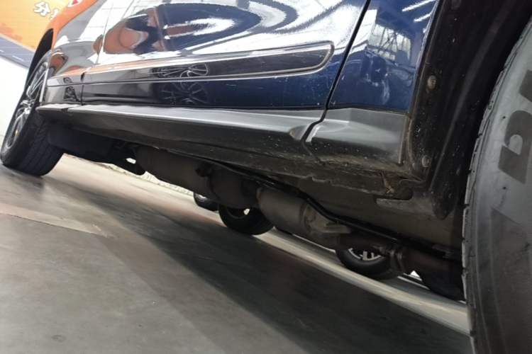 Used Infiniti QX60 2020 2.5 S/C Hybrid Two-Wheel-Drive Excellence Edition Right Side Sill
