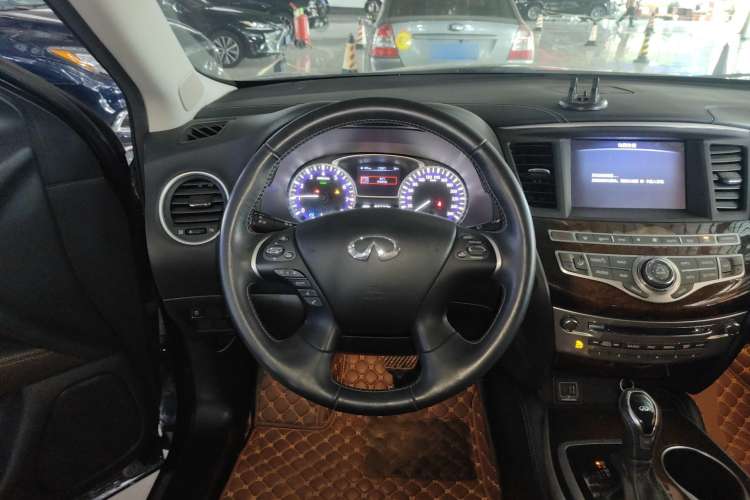 Used Infiniti QX60 2020 2.5 S/C Hybrid Two-Wheel-Drive Excellence Edition Steering Wheel