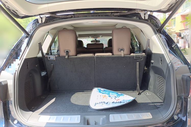 Used Infiniti QX60 2020 2.5 S/C Hybrid Two-Wheel-Drive Excellence Edition Trunk