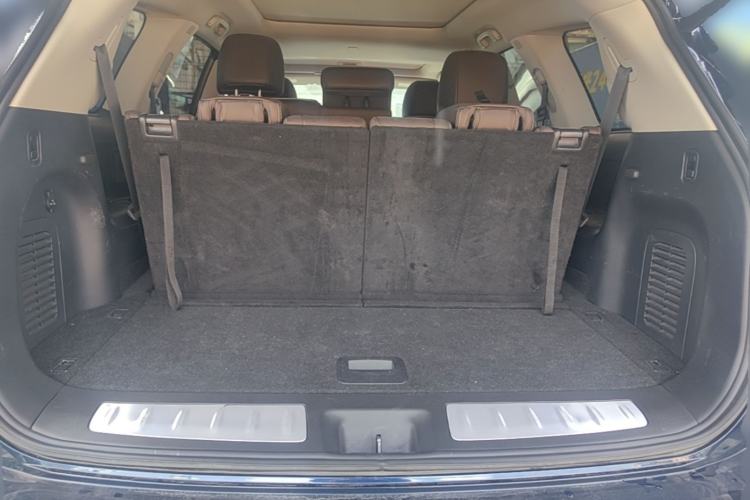 Used Infiniti QX60 2020 2.5 S/C Hybrid Two-Wheel-Drive Excellence Edition Trunk