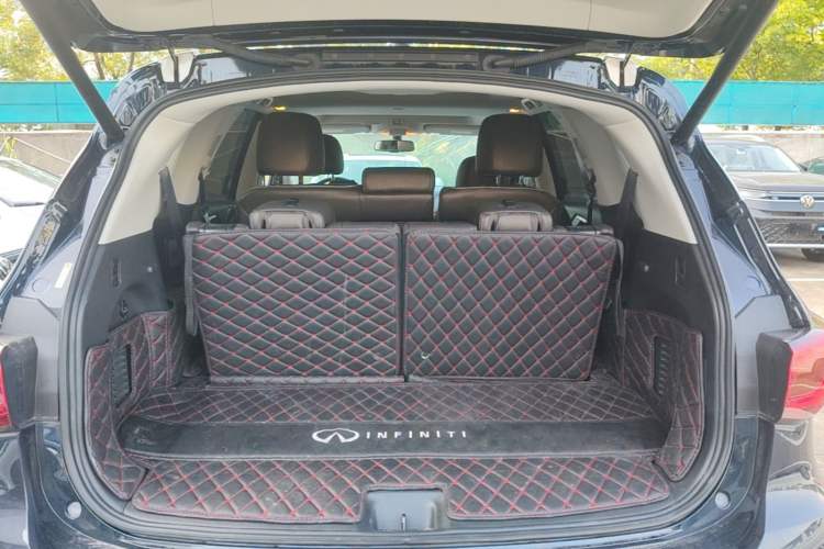 Used Infiniti QX60 2020 2.5 S/C Hybrid Two-Wheel-Drive Excellence Edition Trunk