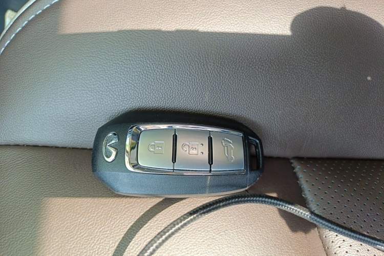 Used Infiniti QX60 2020 2.5 S/C Hybrid Two-Wheel-Drive Excellence Edition Vehicle Key