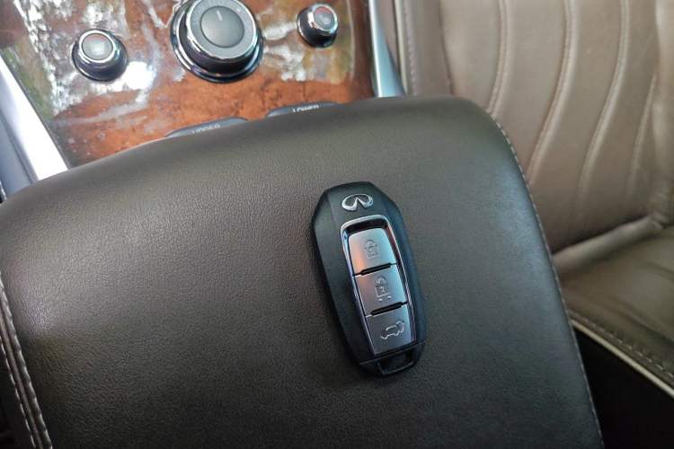 Used Infiniti QX60 2020 2.5 S/C Hybrid Two-Wheel-Drive Excellence Edition Vehicle Key