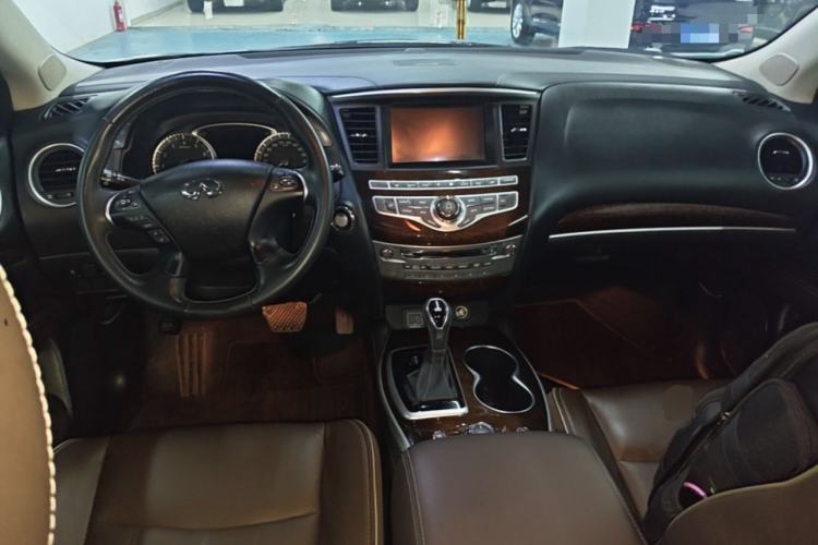 Used Infiniti QX60 2020 2.5 S/C Hybrid Two-Wheel-Drive Excellence Edition Center Console