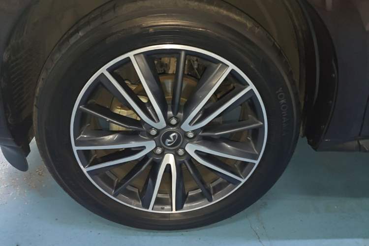 Used Infiniti QX60 2020 2.5 S/C Hybrid Two-Wheel-Drive Excellence Edition Exterior 4