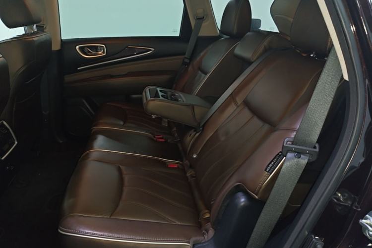 Used Infiniti QX60 2020 2.5 S/C Hybrid Two-Wheel-Drive Excellence Edition Left Rear Seat