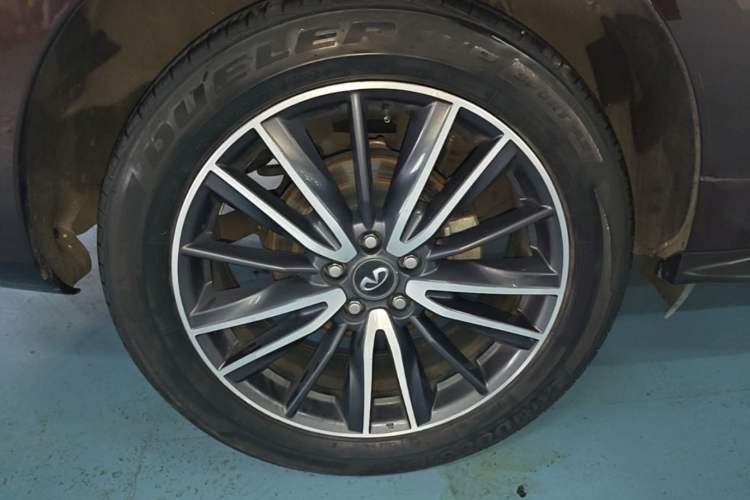 Used Infiniti QX60 2020 2.5 S/C Hybrid Two-Wheel-Drive Excellence Edition Right Rear Wheel Hub