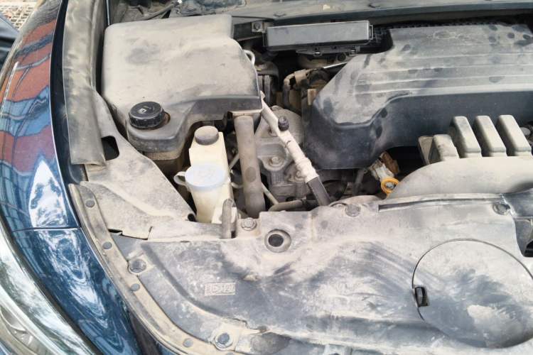 Used Infiniti QX60 2020 2.5 S/C Hybrid Two-Wheel-Drive Excellence Edition Engine Bay Right