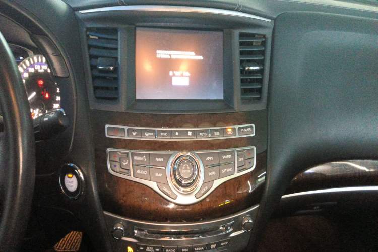Used Infiniti QX60 2020 2.5 S/C Hybrid Two-Wheel-Drive Excellence Edition Audio And AC Panel