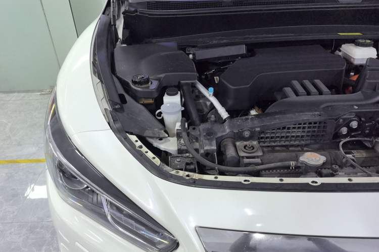 Used Infiniti QX60 2020 2.5 S/C Hybrid Two-Wheel-Drive Excellence Edition Engine Bay Right
