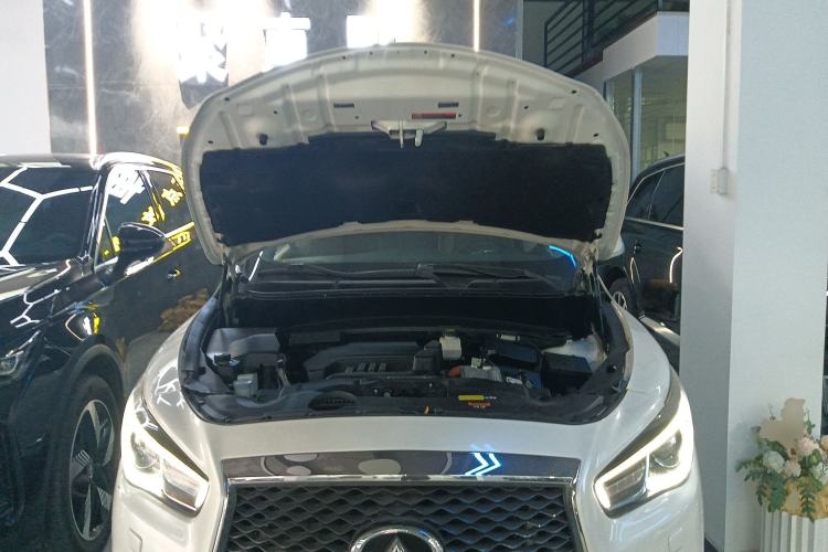 Used Infiniti QX60 2020 2.5 S/C Hybrid Two-Wheel-Drive Excellence Edition Engine Bay