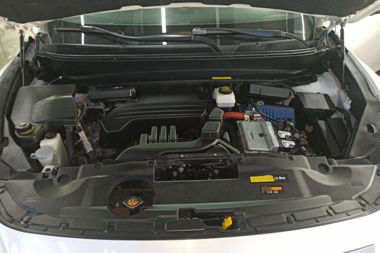 Used Infiniti QX60 2020 2.5 S/C Hybrid Two-Wheel-Drive Excellence Edition Engine Bay