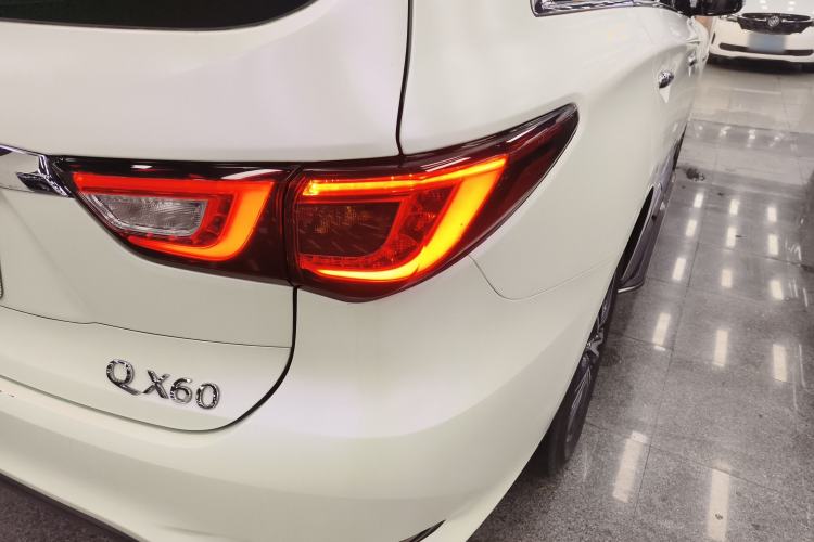 Used Infiniti QX60 2020 2.5 S/C Hybrid Two-Wheel-Drive Excellence Edition Exterior 3