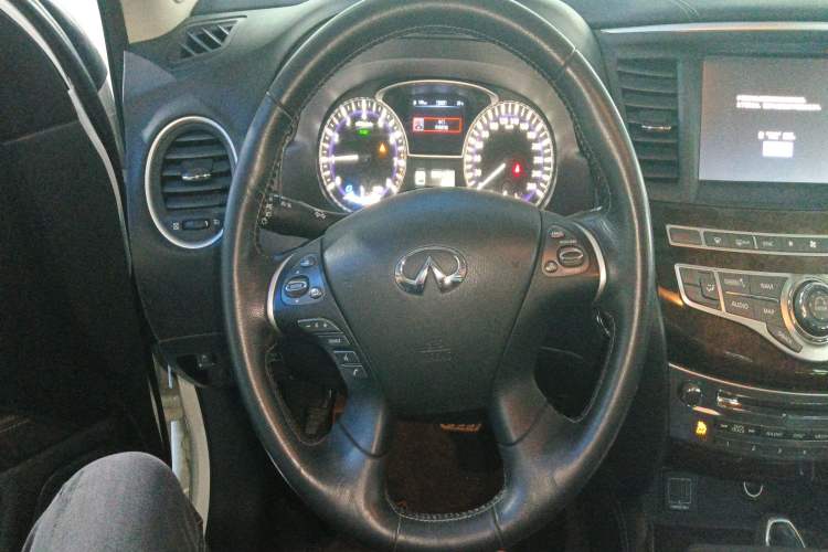 Used Infiniti QX60 2020 2.5 S/C Hybrid Two-Wheel-Drive Excellence Edition Steering Wheel