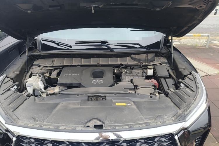 Used Infiniti QX60 2022 2.0T Elegant Edition Engine Bay
