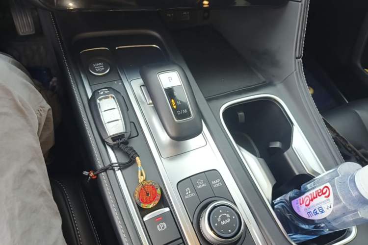 Used Infiniti QX60 2022 2.0T Elegant Edition Gear Lever