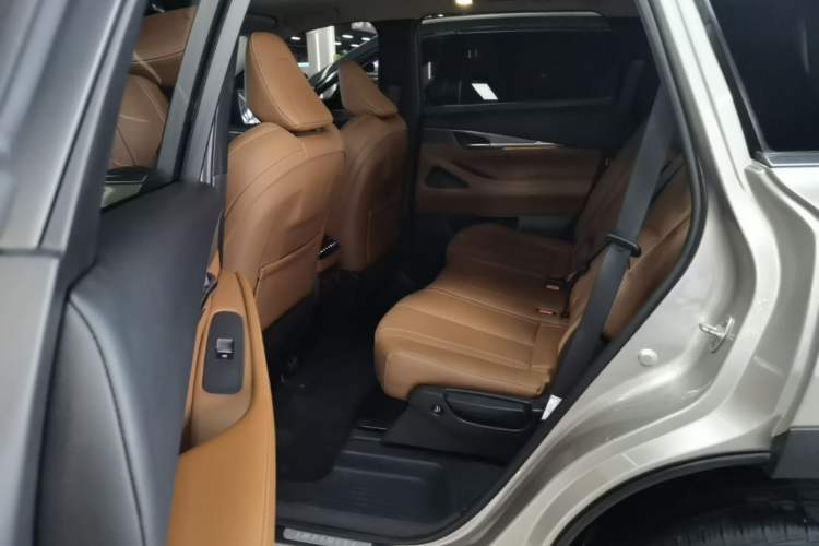 Used Infiniti QX60 2022 2.0T Four-Wheel Drive Excellence Edition Left Rear Seat