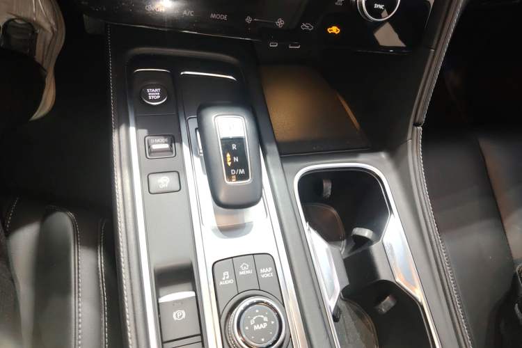 Used Infiniti QX60 2022 2.0T Comfort Edition Gear Lever