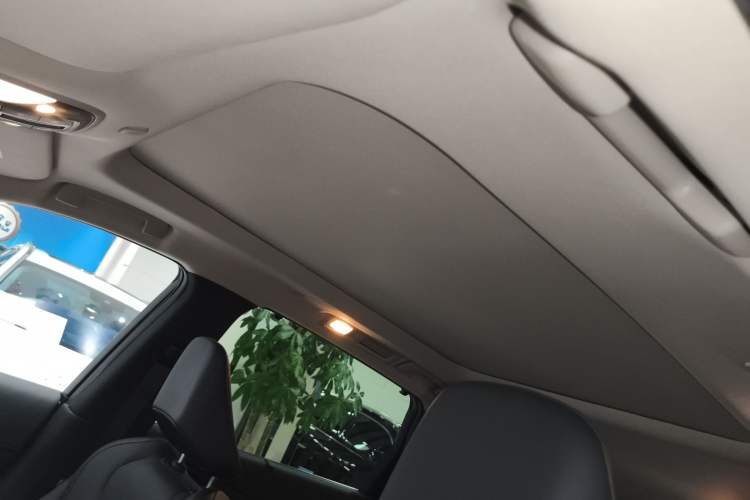 Used Infiniti QX60 2022 2.0T Four-Wheel Drive Luxury Edition Headliner