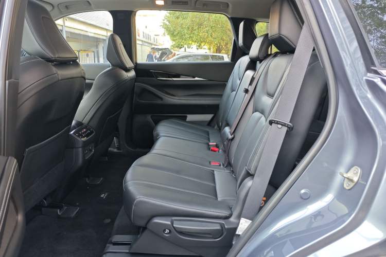 Used Infiniti QX60 2022 2.0T Comfort Edition Interior 2