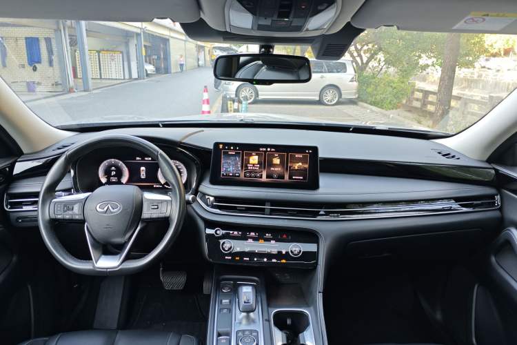 Used Infiniti QX60 2022 2.0T Comfort Edition Interior 5