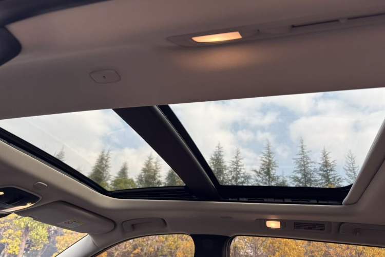 Used Infiniti QX60 2022 2.0T Comfort Edition Interior 9