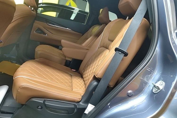 Used Infiniti QX60 2022 2.0T Four-Wheel Drive Flagship Edition Left Rear Seat
