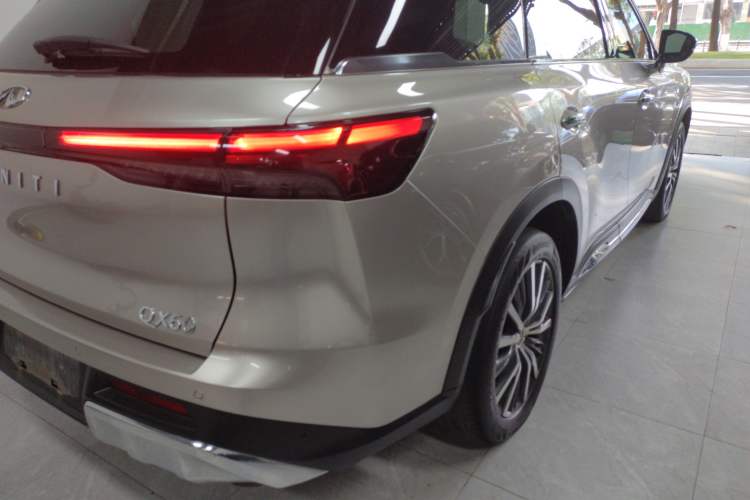 Used Infiniti QX60 2022 2.0T Four-Wheel Drive Flagship Edition Right Rear Taillight