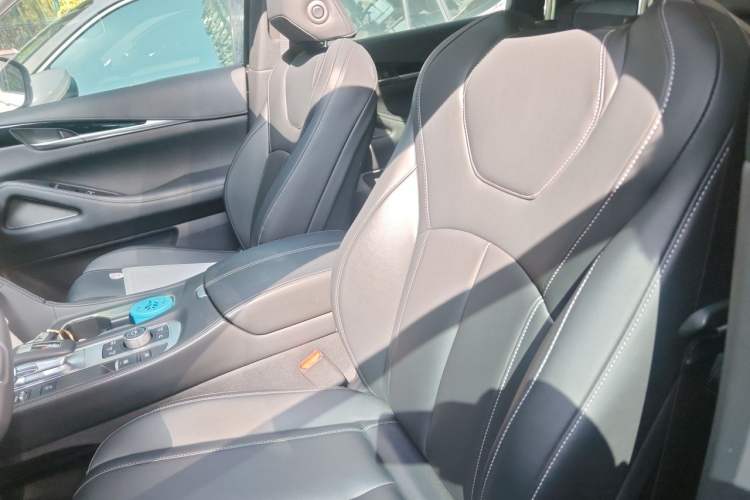 Used Infiniti QX60 2022 2.0T Elegant Edition Left Front Seat