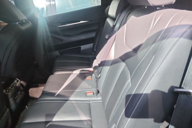 Used Infiniti QX60 2022 2.0T Elegant Edition Left Rear Seat