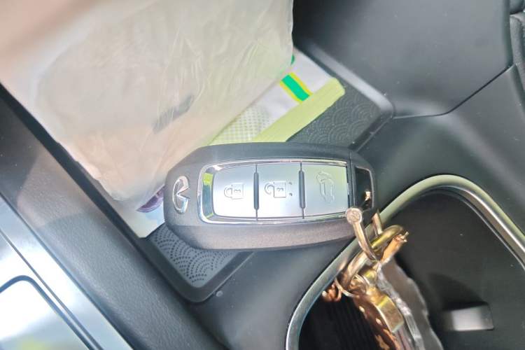 Used Infiniti QX60 2022 2.0T Elegant Edition Vehicle Key
