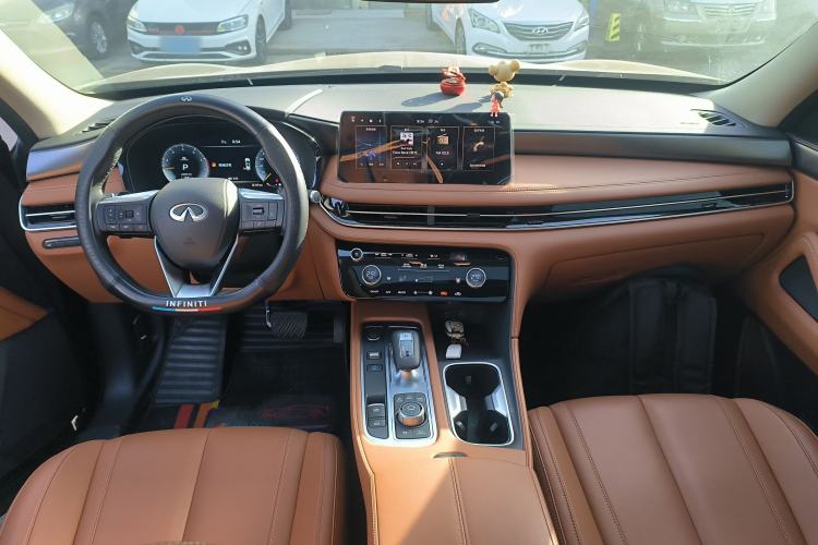 Used Infiniti QX60 2024 2.0T Enjoyment Edition Center Console