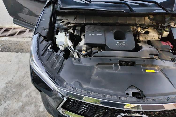 Used Infiniti QX60 2024 2.0T Enjoyment Edition Engine Bay Right