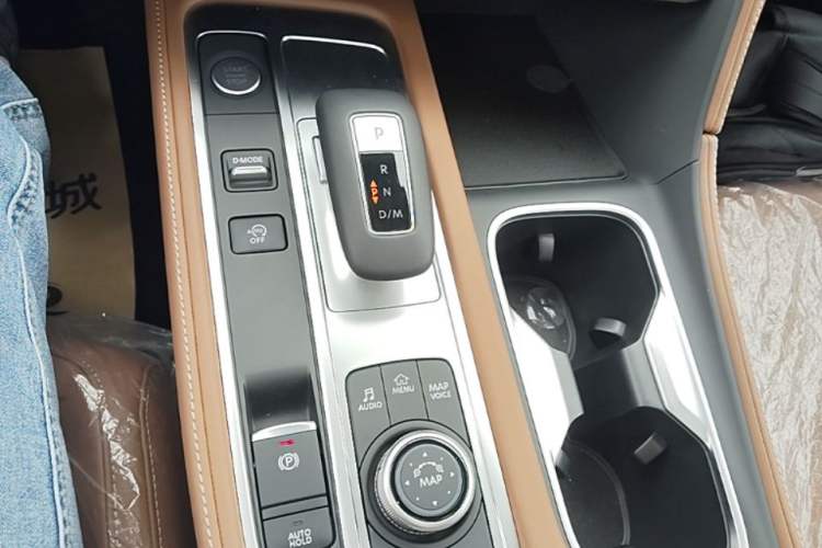 Used Infiniti QX60 2024 2.0T Enjoyment Edition Gear Lever