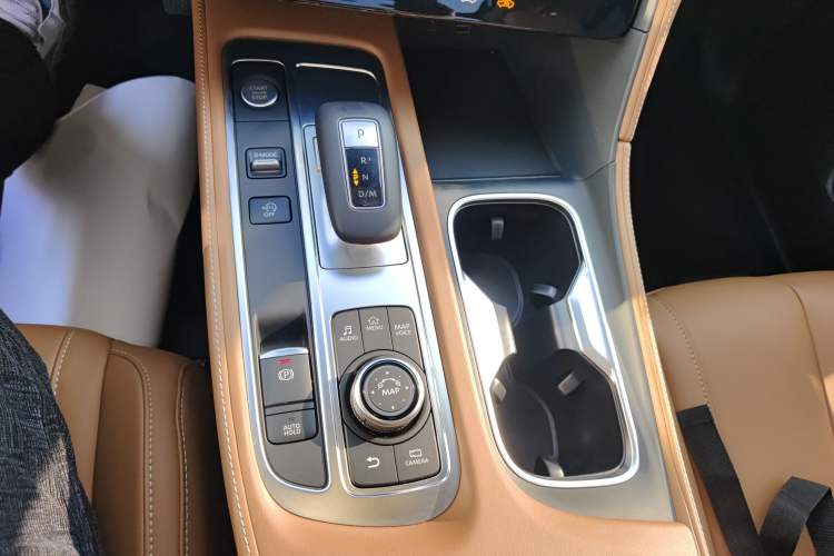 Used Infiniti QX60 2024 2.0T Enjoyment Edition Gear Lever