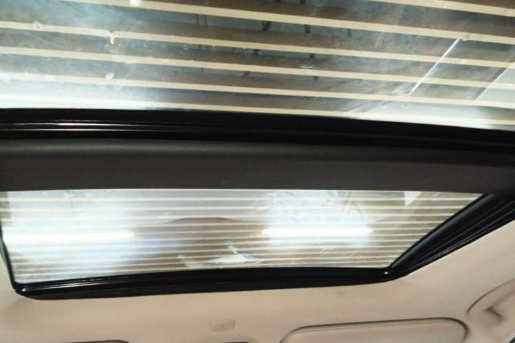 Used Infiniti QX60 2024 2.0T Four-Wheel Drive Luxury Edition Headliner