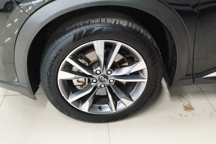 Used Infiniti QX60 2024 2.0T Four-Wheel Drive Luxury Edition Left Front Wheel Hub
