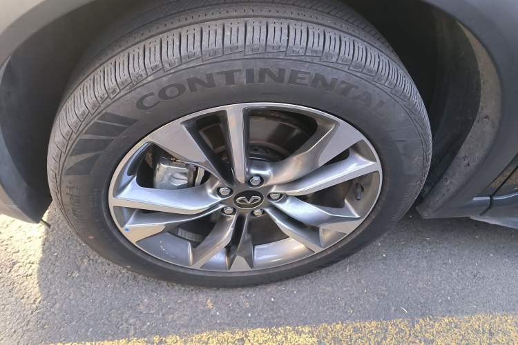 Used Infiniti QX60 2024 2.0T Enjoyment Edition Left Front Wheel Hub