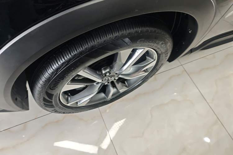 Used Infiniti QX60 2024 2.0T Enjoyment Edition Left Front Wheel Hub