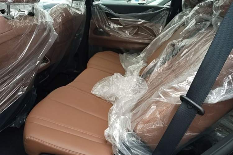 Used Infiniti QX60 2024 2.0T Enjoyment Edition Left Rear Seat
