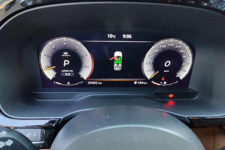 Used Infiniti QX60 2024 2.0T Enjoyment Edition Odometer Close Up