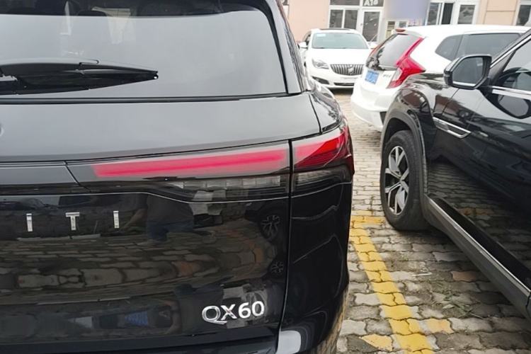 Used Infiniti QX60 2024 2.0T Enjoyment Edition Right Rear Taillight