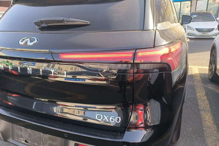 Used Infiniti QX60 2024 2.0T Enjoyment Edition Right Rear Taillight