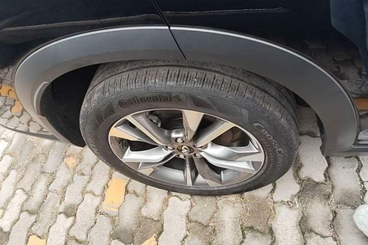 Used Infiniti QX60 2024 2.0T Enjoyment Edition Right Rear Wheel Hub