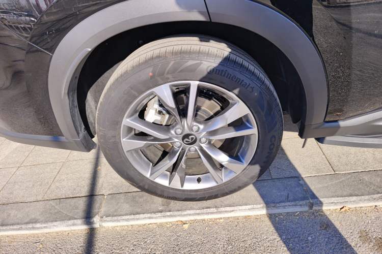 Used Infiniti QX60 2024 2.0T Enjoyment Edition Right Rear Wheel Hub