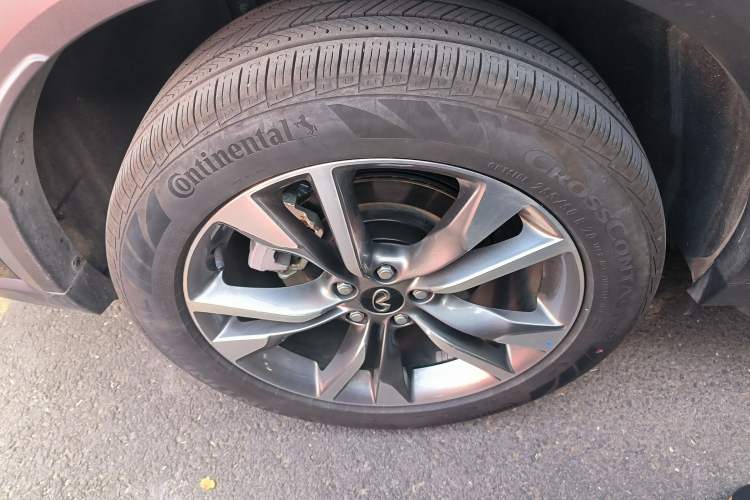 Used Infiniti QX60 2024 2.0T Enjoyment Edition Right Rear Wheel Hub