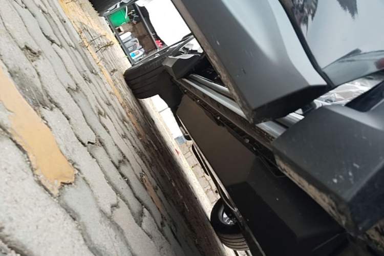 Used Infiniti QX60 2024 2.0T Enjoyment Edition Right Side Sill
