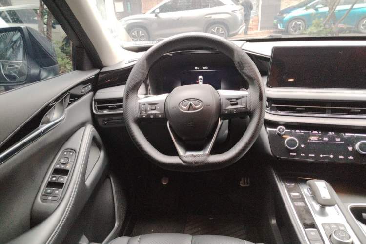 Used Infiniti QX60 2024 2.0T Elegant Edition Steering Wheel