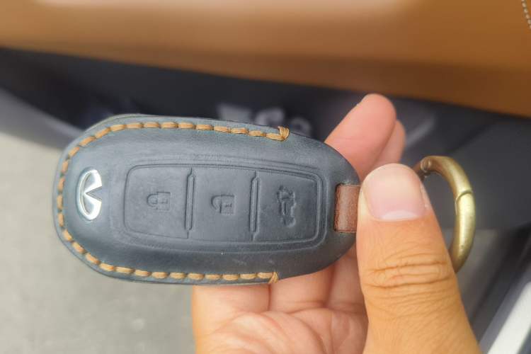 Used Infiniti QX60 2024 2.0T Four-Wheel Drive Luxury Edition Vehicle Key