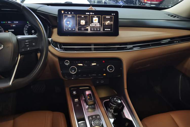 Used Infiniti QX60 2024 2.0T Enjoyment Edition Audio And AC Panel